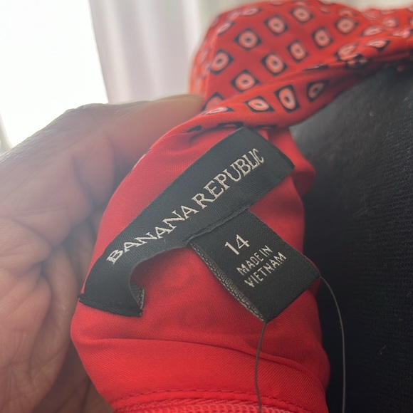 BANANA REPUBLIC Women Print Pleated-Shoulder Shift Dress - Picture 7 of 7